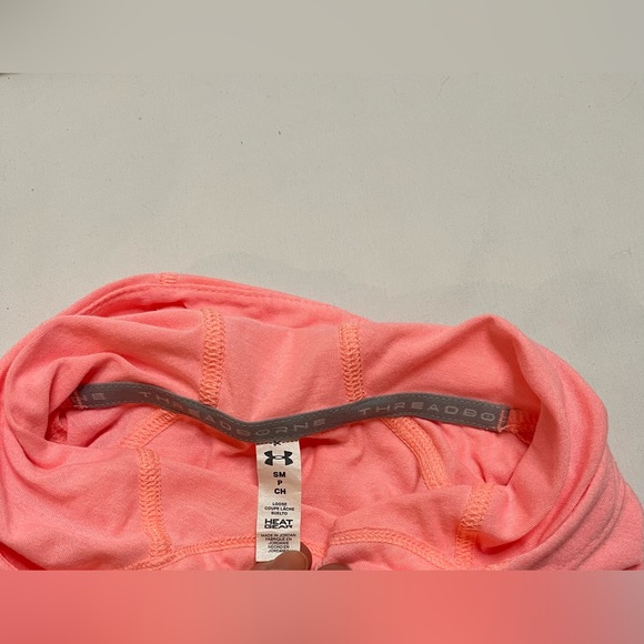 Under Armour Women's Threadborne Train Twist
Hoodie, HeatGear, Size SM - Picture 2 of 4